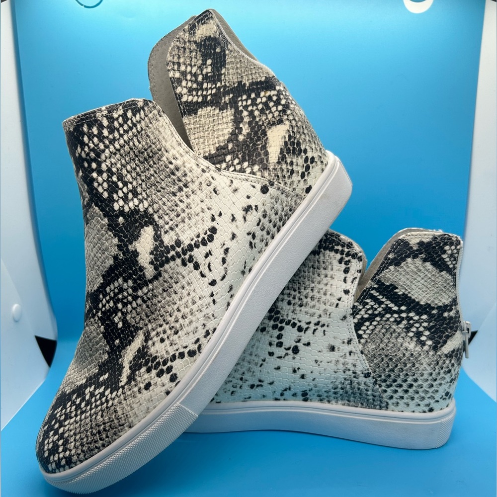 Steve Madden Women's Snake Skin High Top Sneaker
